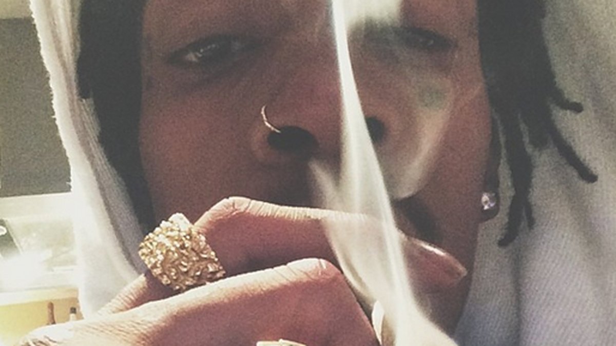 Wiz Khalifa röker även han en del gräs. 